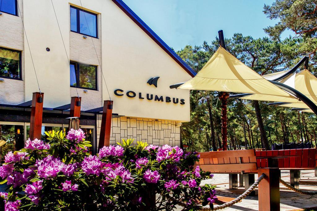 Columbus Hotell Rowy  Exteriör bild